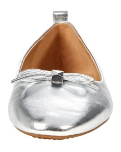 MICHAEL Michael Kors Eloise Flex Ballet | Flats -Michael Kors Sale 61hrgc5VnkS. AC SR736920